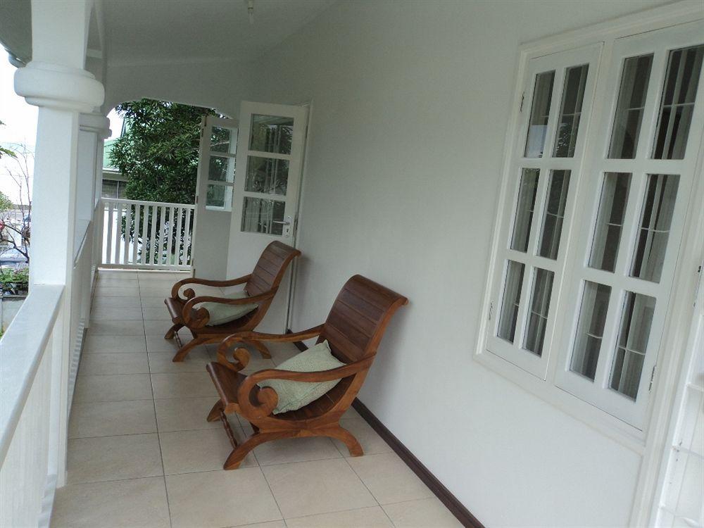 Petit Baie Chalet Pointe Larue Kültér fotó